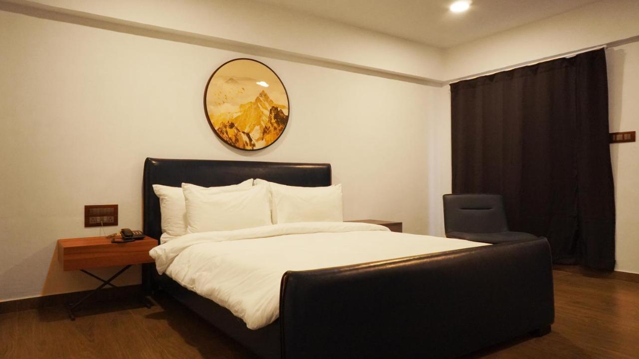 Shanti Resorts Valsad Eksteriør bilde